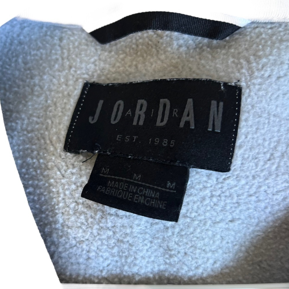 Graphic Print Sweatshirt - Picture 6 of 6